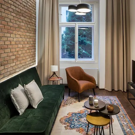 Daire Days - Open-plan In The Old Town Prag