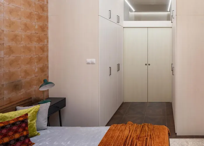 Days - Elegant Open-plan In Old Town *